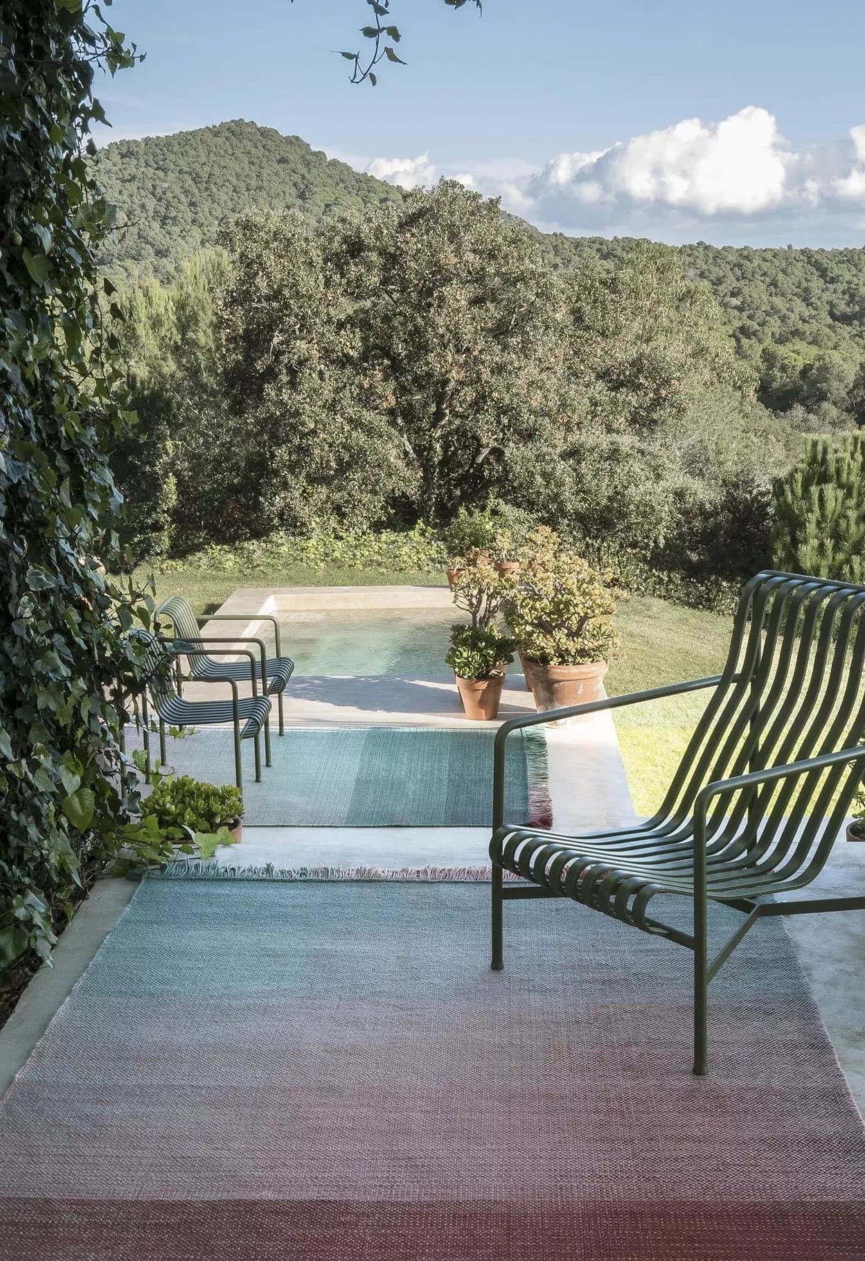 SHADE OUTDOOR
